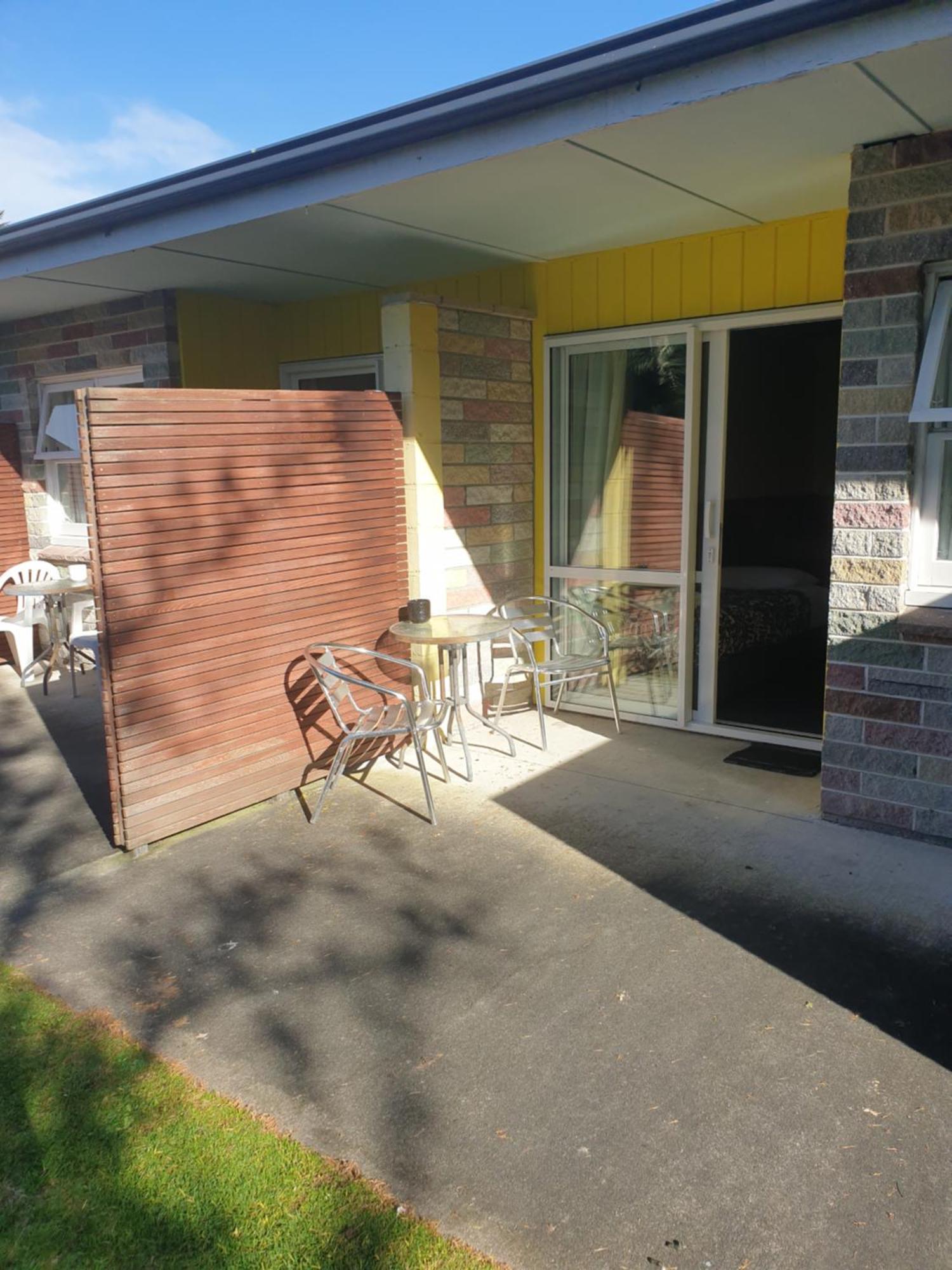 Otaki Motel Екстериор снимка