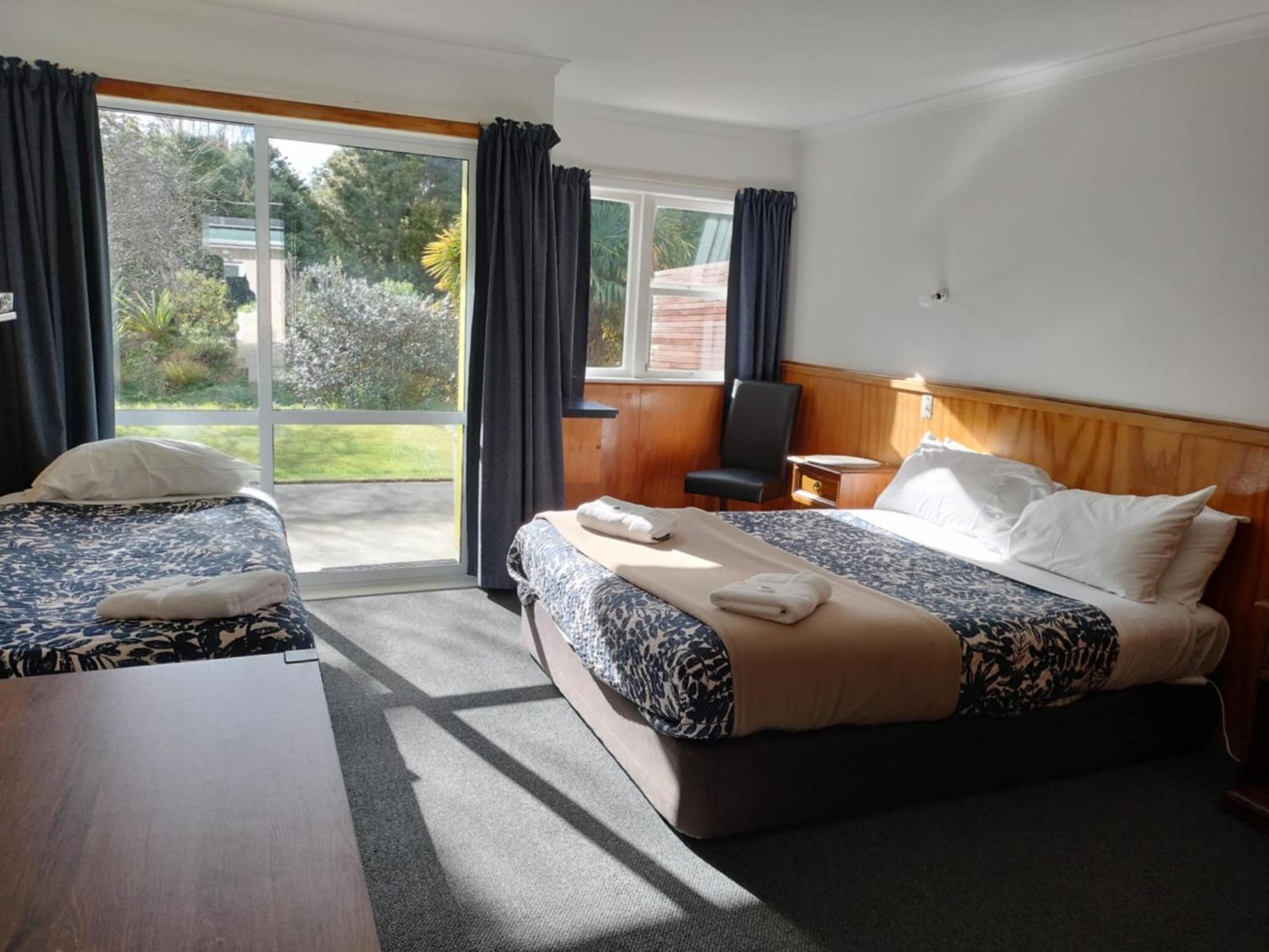 Otaki Motel Екстериор снимка