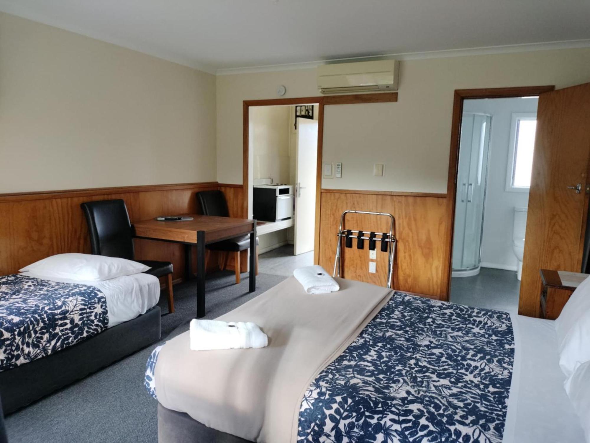 Otaki Motel Екстериор снимка